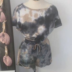 2 Peice Tie Die Outfit.